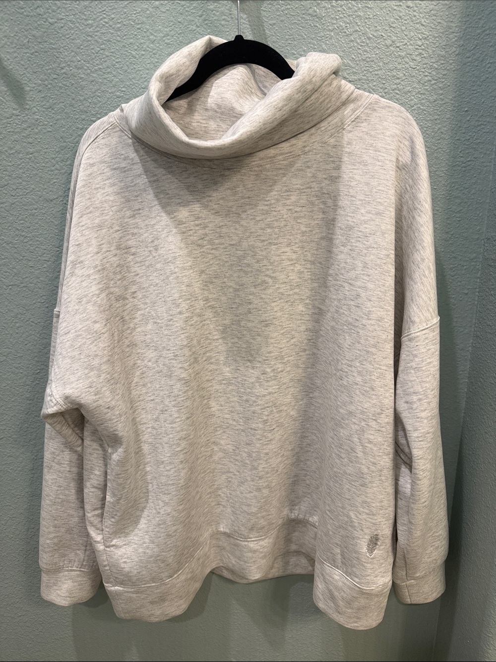 FP Movement Cozy Light Gray Turtleneck Sweatshirt Large